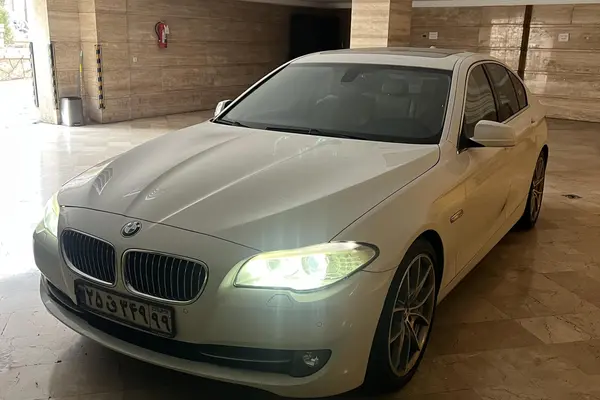 ب ام و، سری 5 سدان