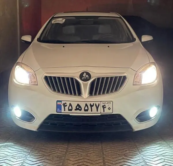 برلیانس، H320