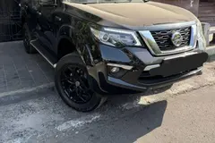 نیسان، ترا