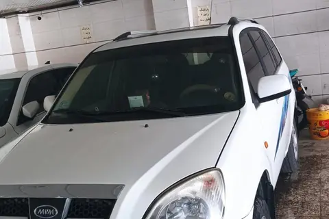 ام وی ام، X33