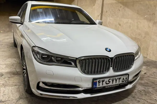 ب ام و، سری 7