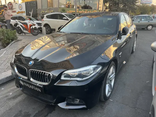 ب ام و، سری 5 سدان