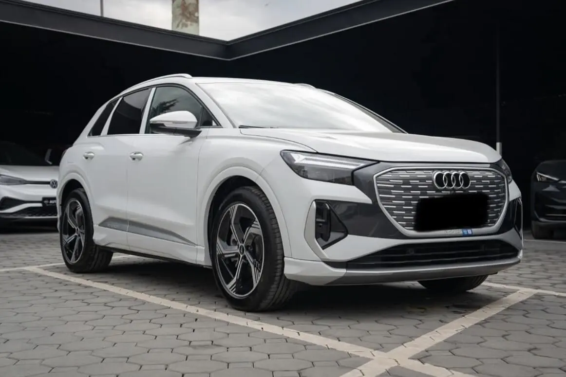 آئودی،  Q4 e-tron