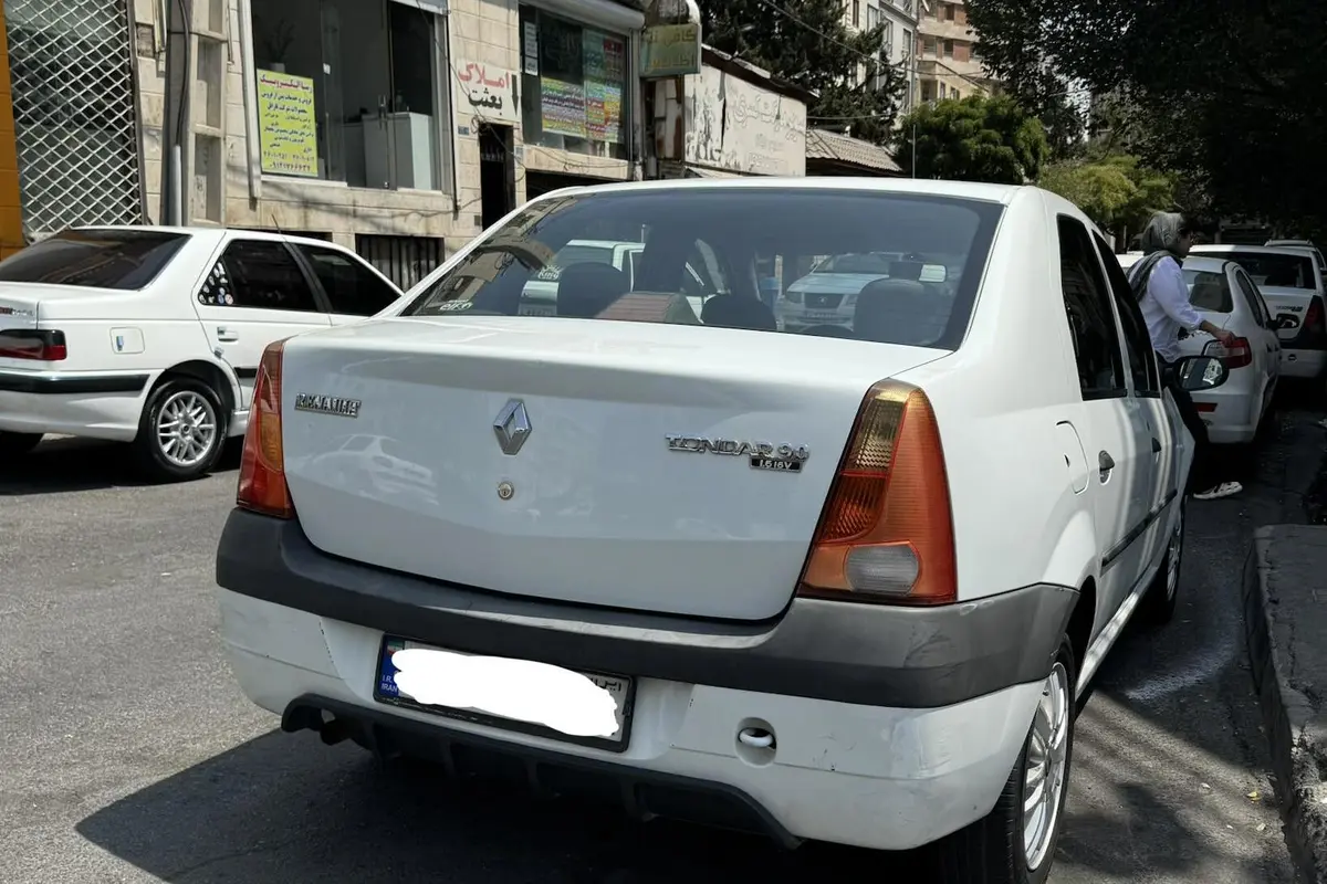 رنو،  تندر 90
