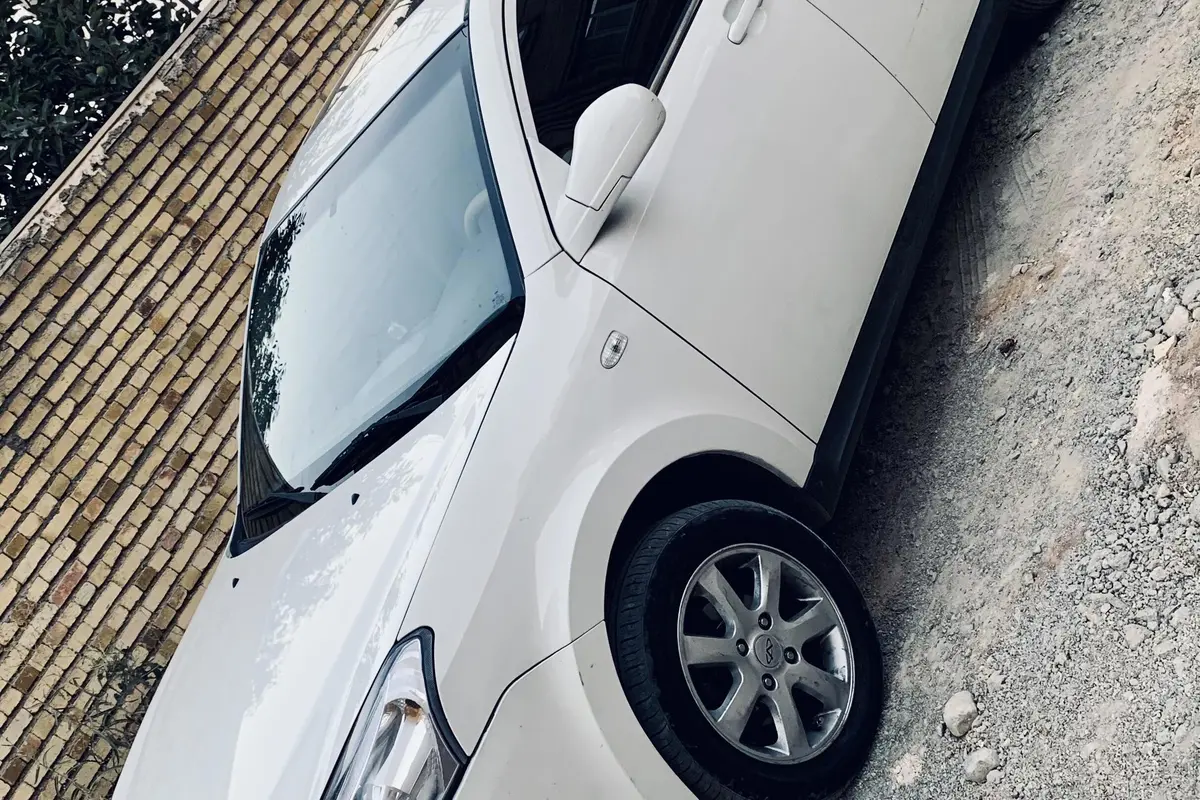 ام وی ام،  550