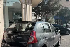 رنو، ساندرو