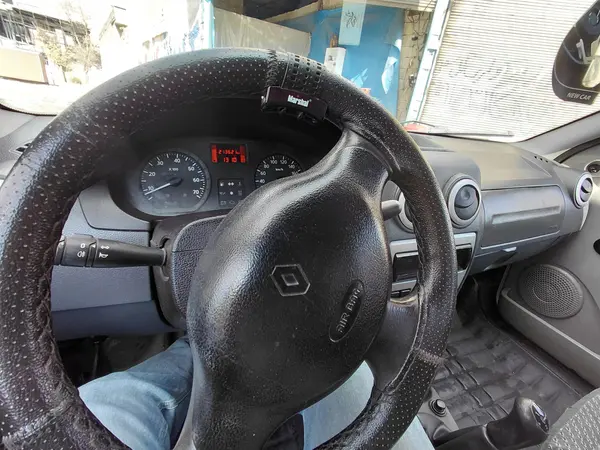 رنو، تندر 90