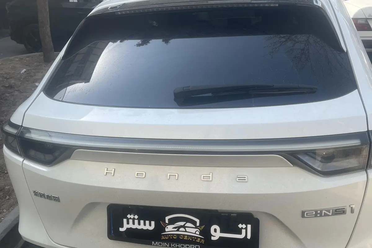 هوندا،  eNS1