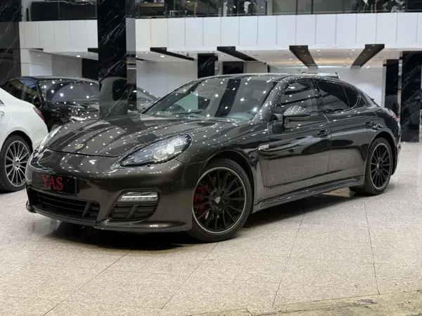 پورشه، پانامرا