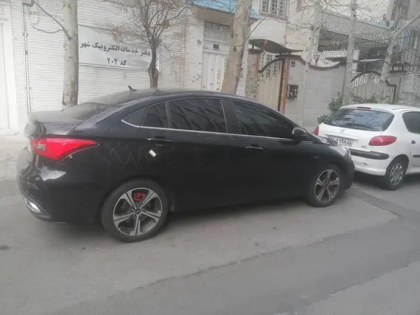 چری، آریزو 5T اسپرت FL