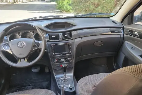 دانگ فنگ  H30 کراس