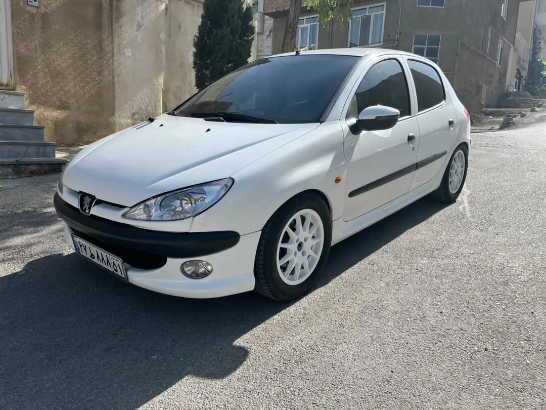 پژو،  206