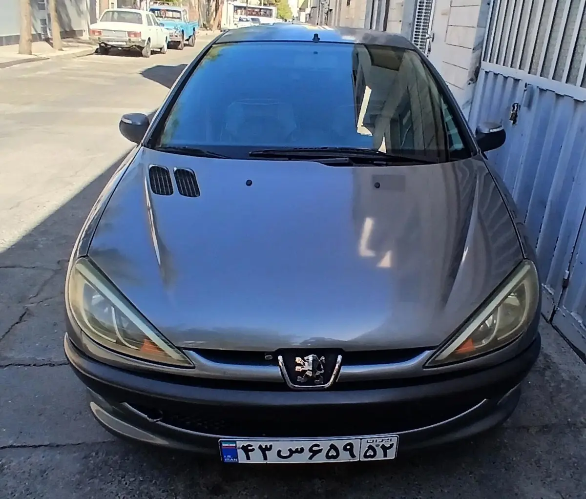 پژو،  206