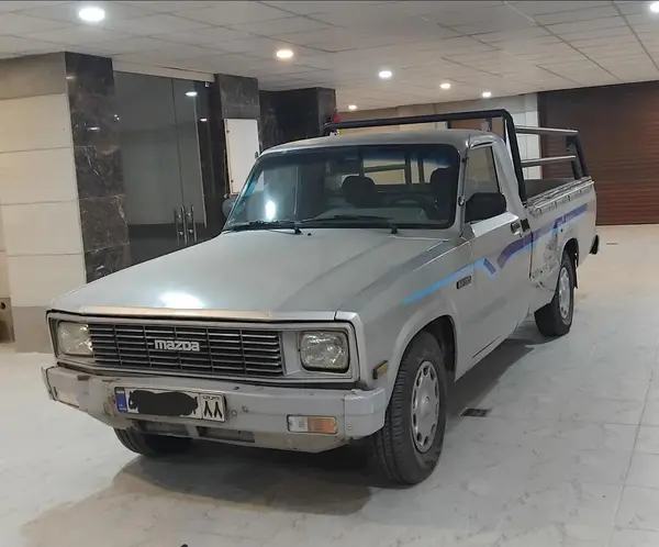 مزدا، وانت تک‌کابين