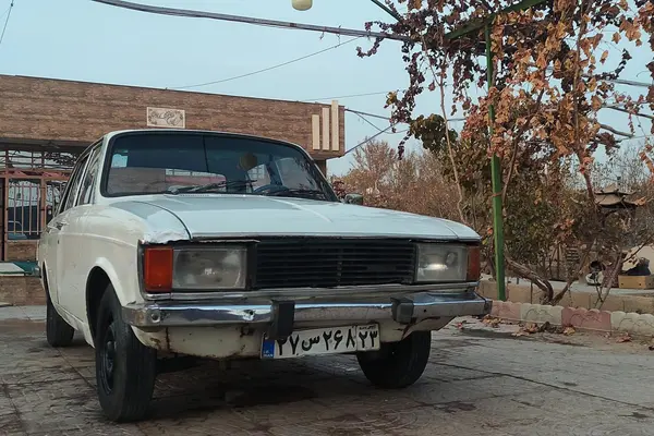 پیکان، سدان