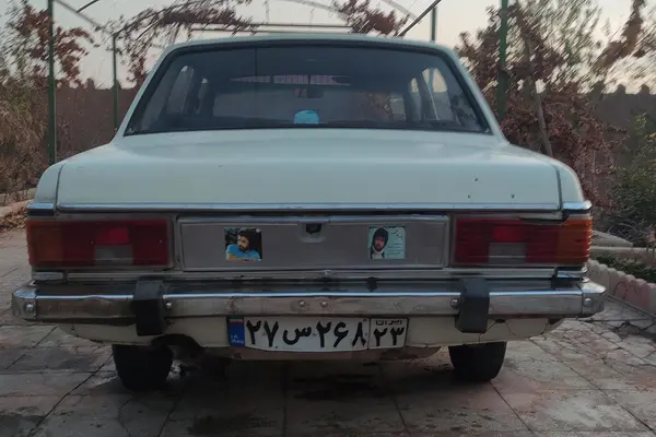 پیکان، سدان