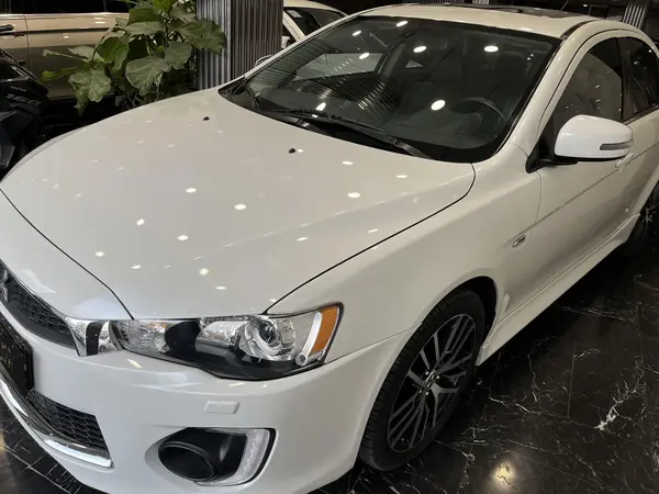 میتسوبیشی، لنسر