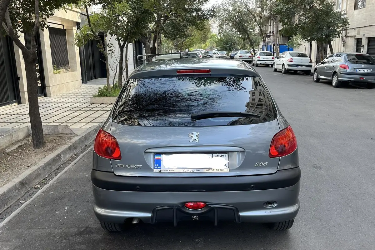 پژو،  206