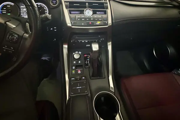 لکسوس، NX هیبرید