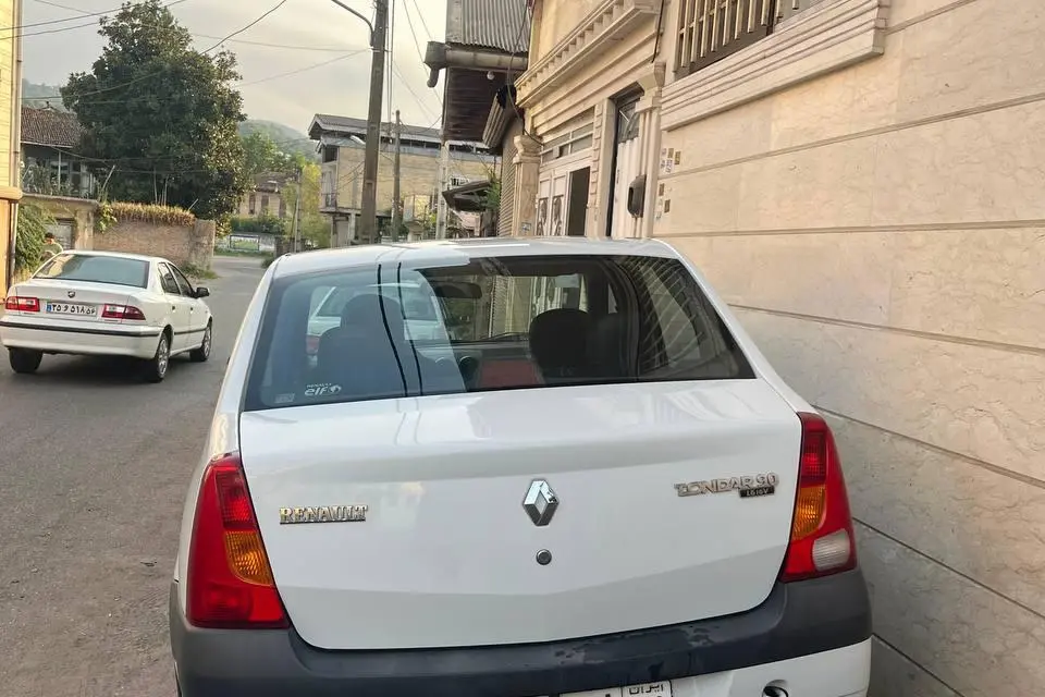 رنو،  تندر 90