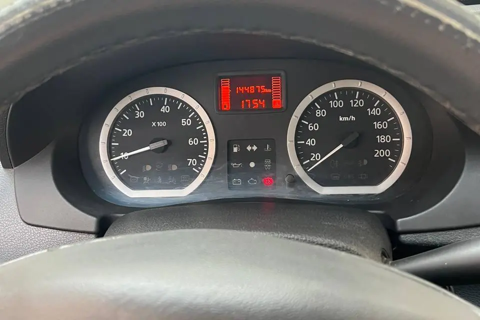 رنو،  تندر 90
