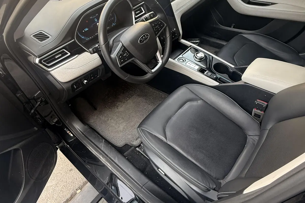 کی ام سی،  eJ7