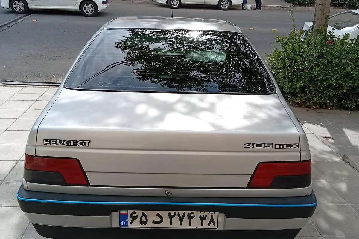 پژو،  405