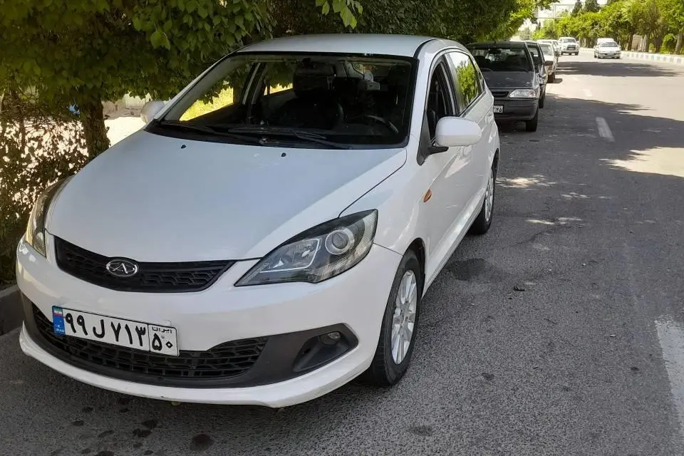 ام وی ام،  315هاچ بک