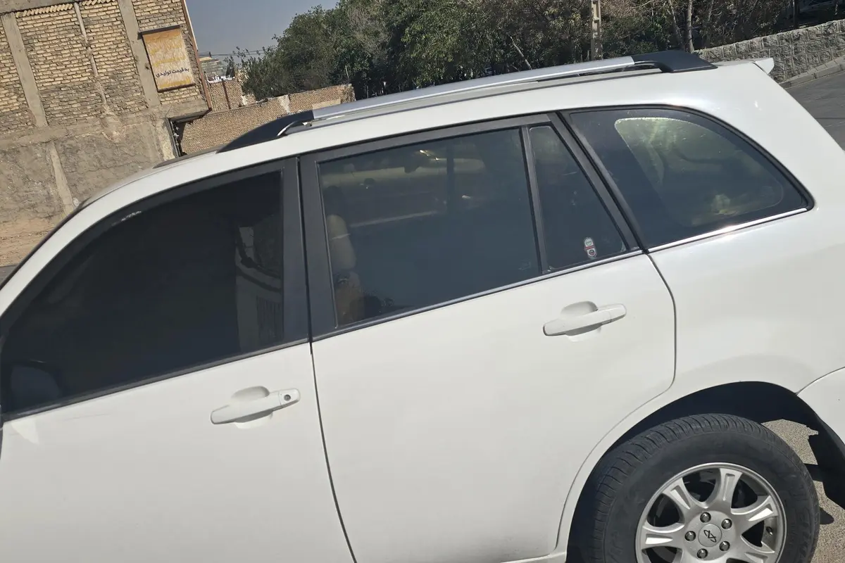 ام وی ام،  X33