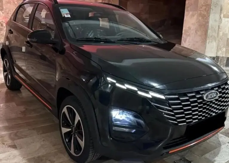 ام وی ام،  X33 کراس