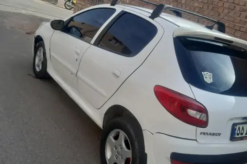 پژو، 207