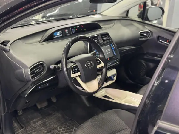 تویوتا، پریوس