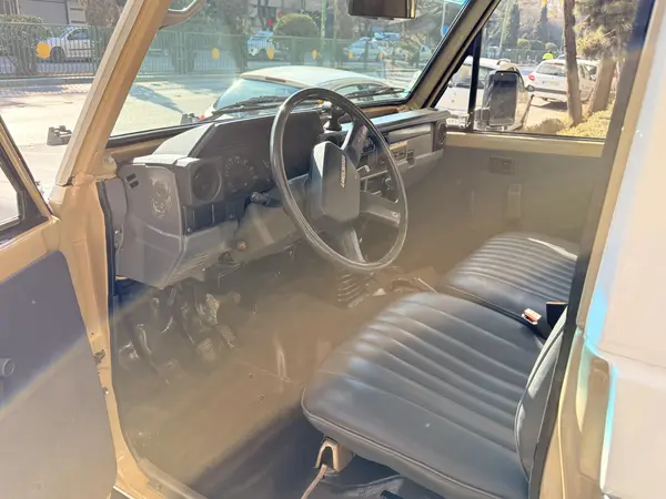 تویوتا، لندکروز وانت تک کابین