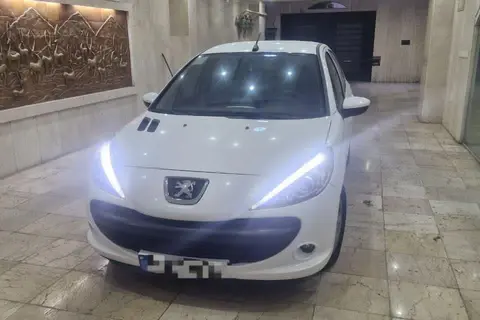 پژو، 207