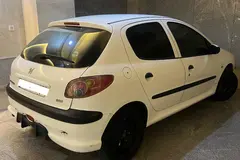 پژو، 206