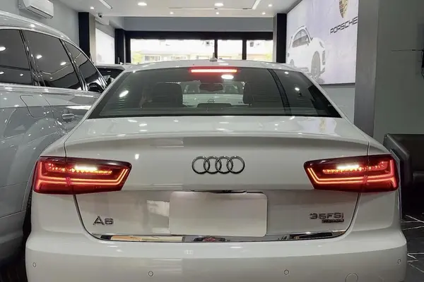 آئودی  A6