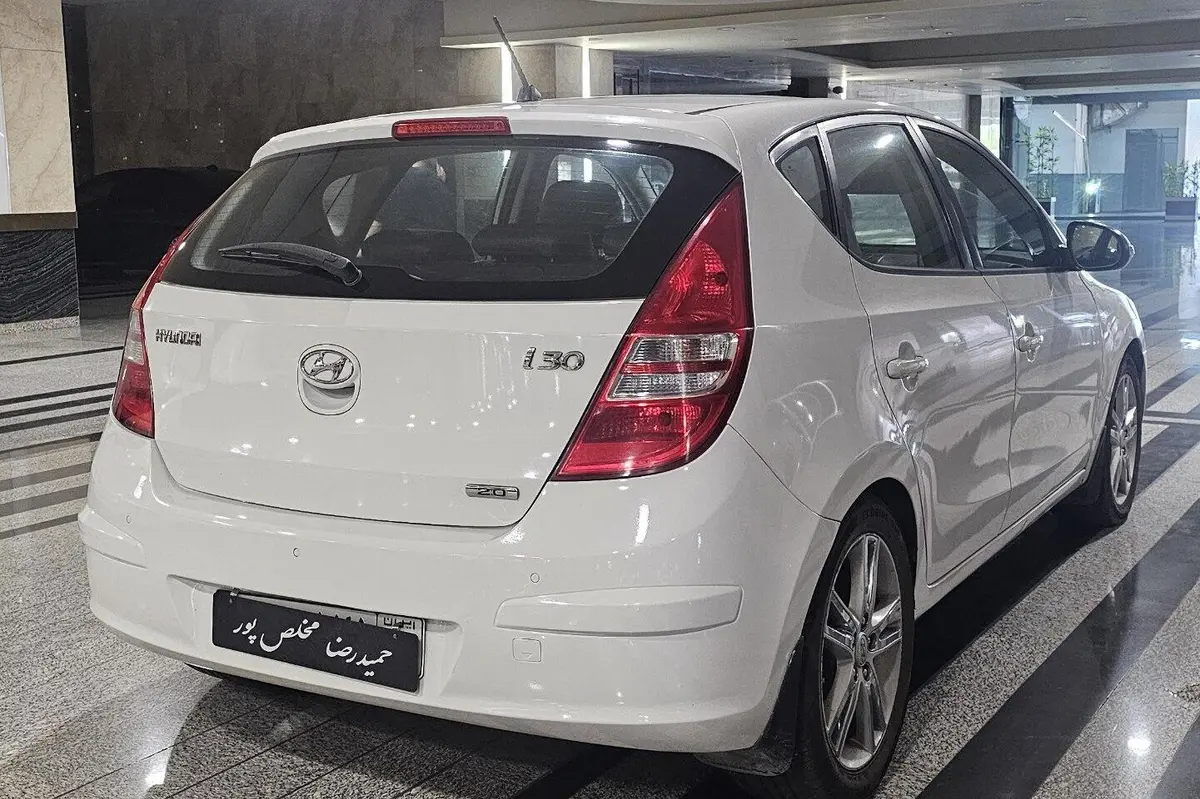 هیوندای  i30