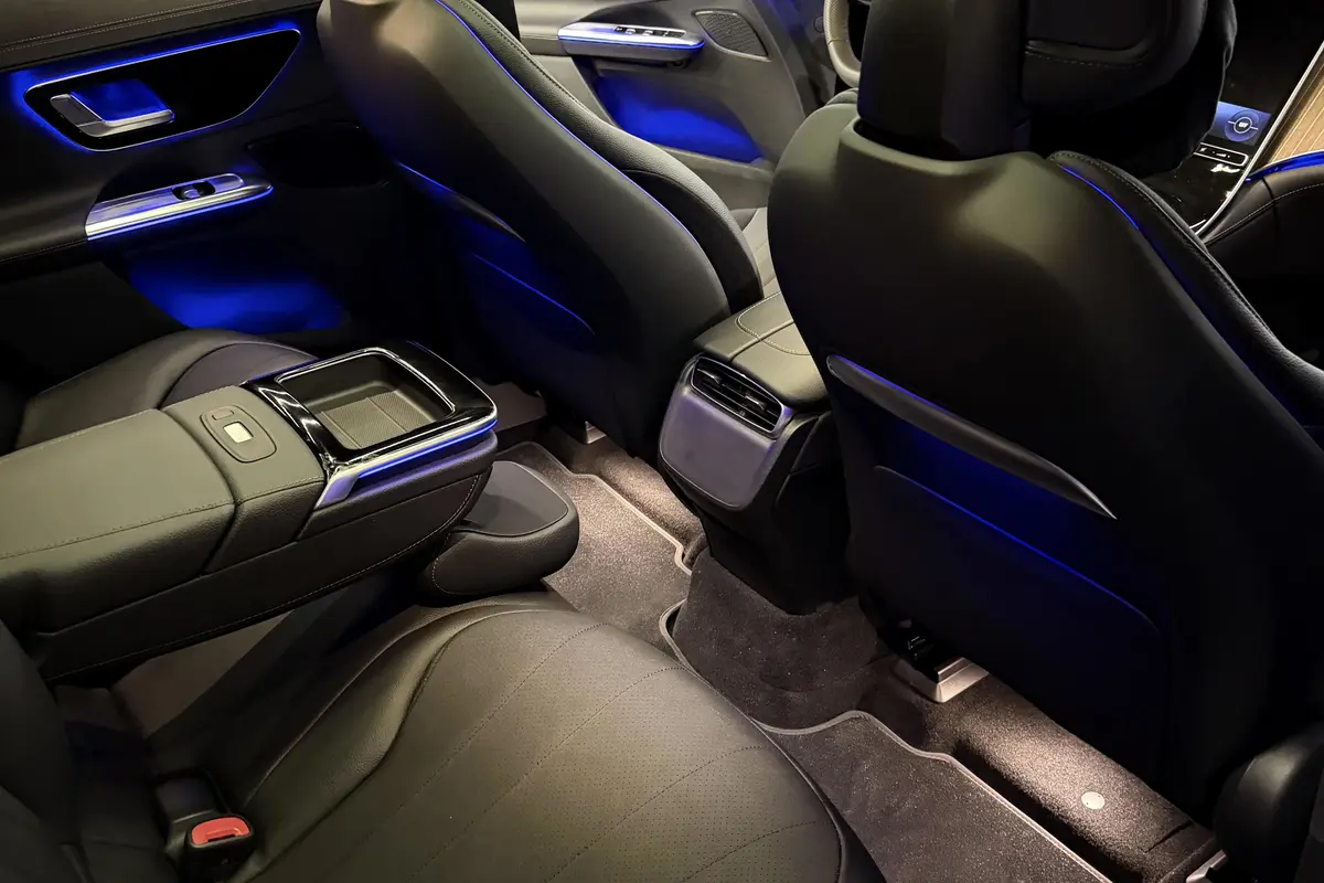 بنز،  EQE SUV