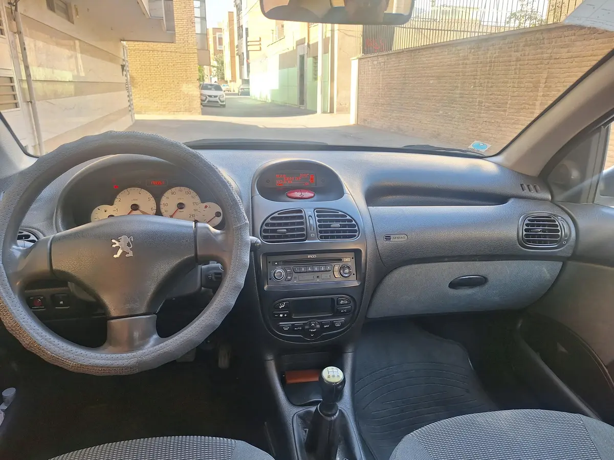 پژو  206 SD