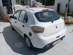 تیبا، هاچ بک