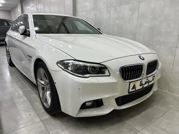 ب ام و، سری 5 سدان