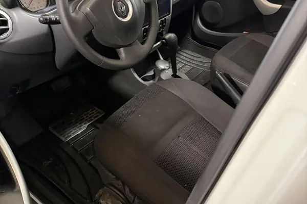 رنو، ساندرو استپ وی