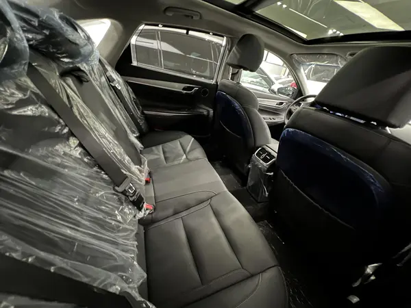 هیوندای، آزرا (گرنجور)