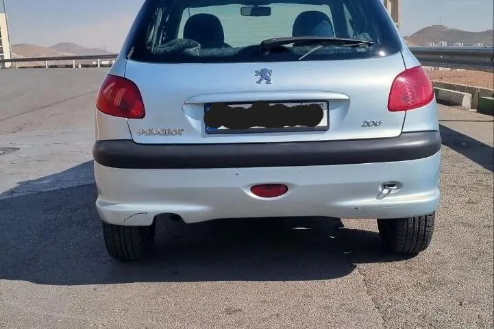 پژو،  206