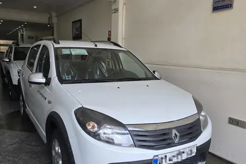 رنو، ساندرو استپ وی