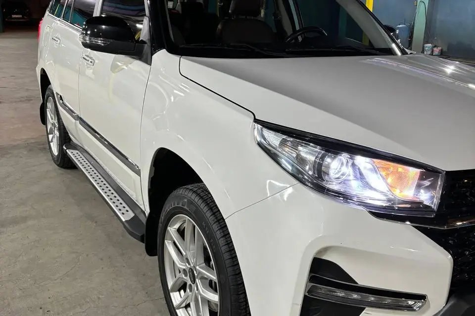 ام وی ام،  X33 S
