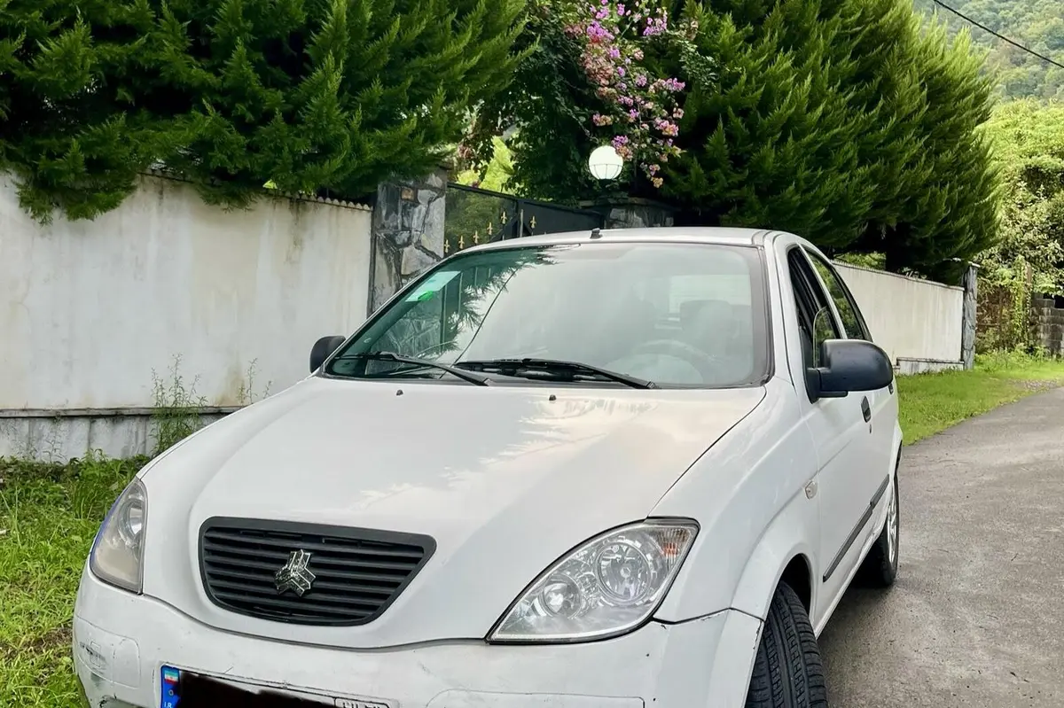 تیبا،  هاچ بک