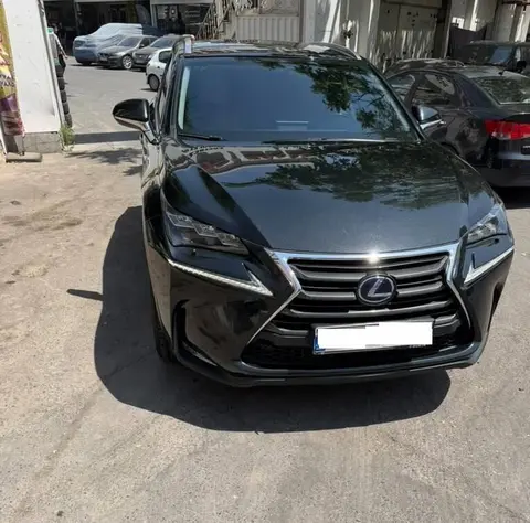 لکسوس، NX هیبرید