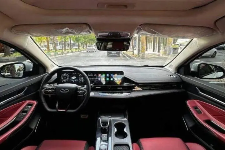 فونیکس،  آریزو 6 جی تی (Z6 GT)