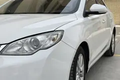 ام جی، 360